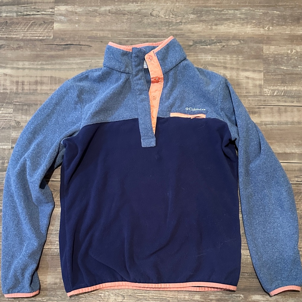 Columbia Women’s blue and peach pullover